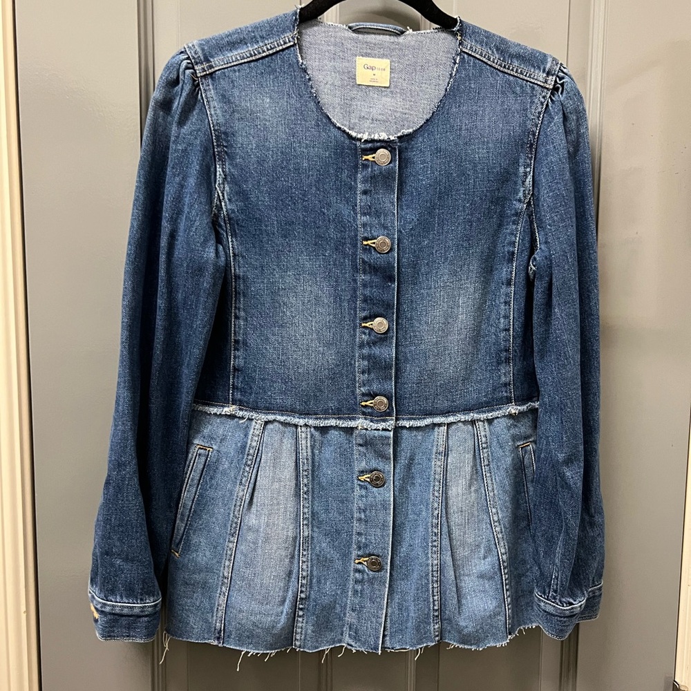 Gap Fitted Raw Edge Jean Jacket